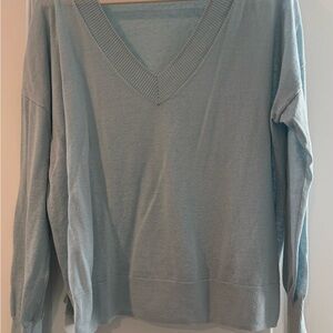 GAP Women's V-Neck Sweater - Soft Blue